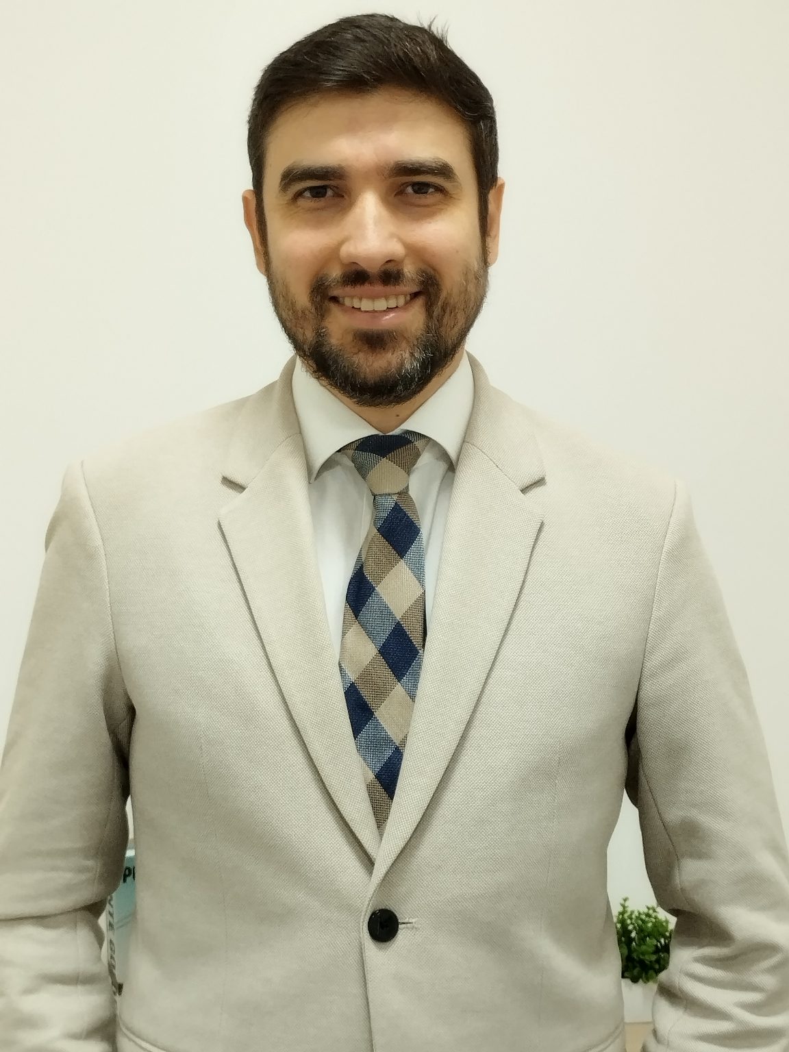 Retrato editorial do Dr. Paulo Moreira